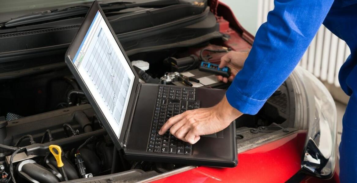 Naprawa naczep – jak nasze zaawansowane technologie wspierają proces?