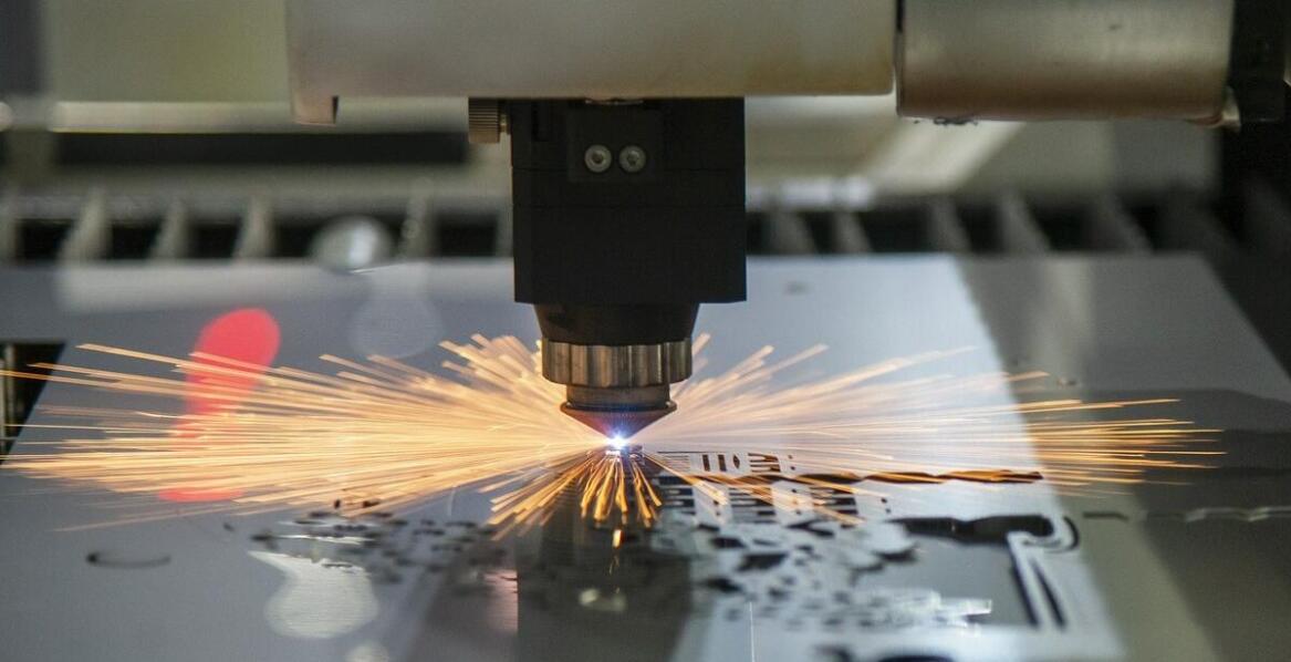 Jak cięcie plazmą usprawnia proces produkcji elementów metalowych?