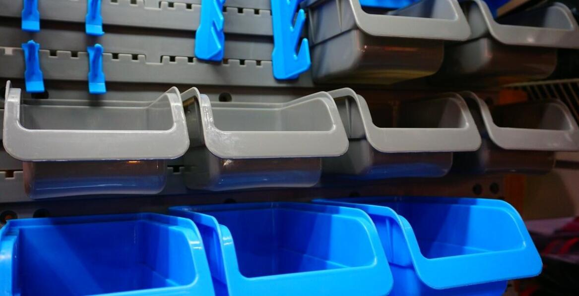 Jakie są korzyści z wyboru kontenerów narzędziowych od sprawdzonego producenta?