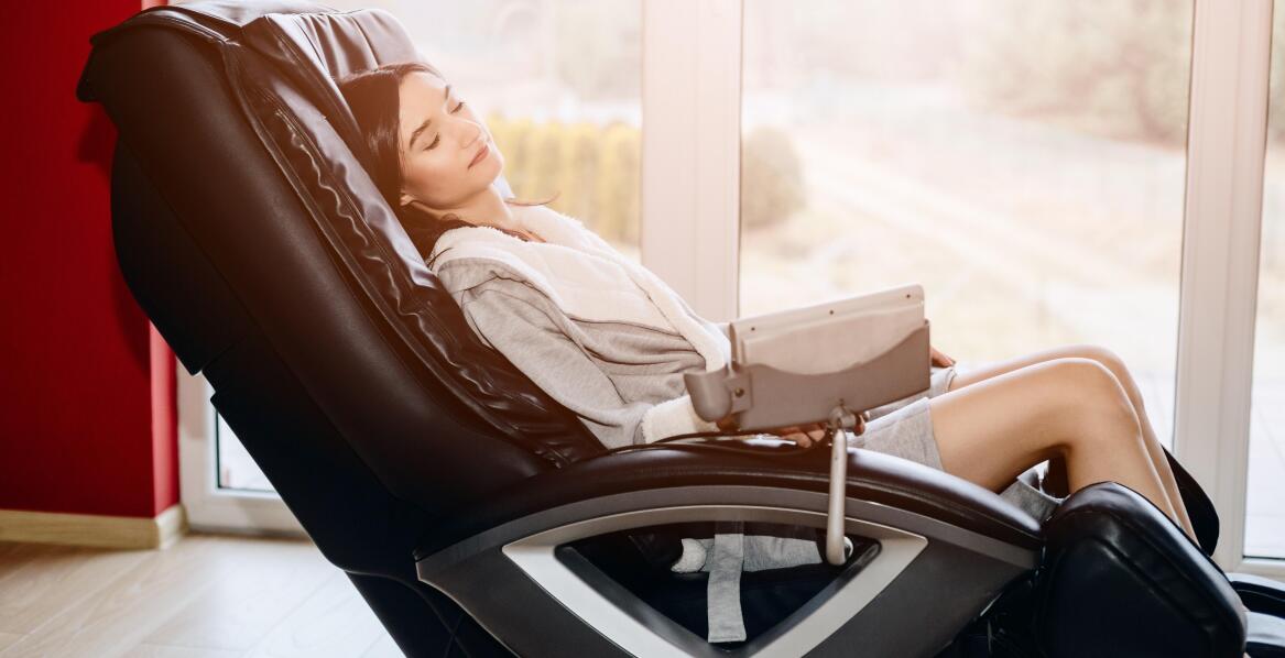 Dlaczego warto korzystać z masażera na fotel po długim dniu pracy?