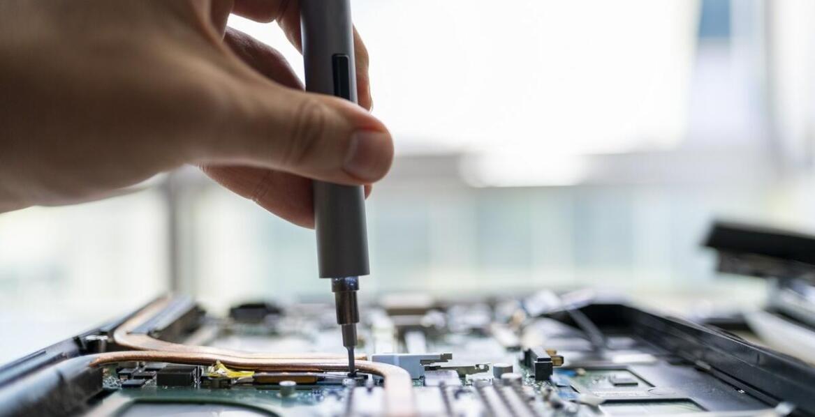 Wpływ precyzyjnego zaginania drutu na rozwój nowoczesnych systemów POS