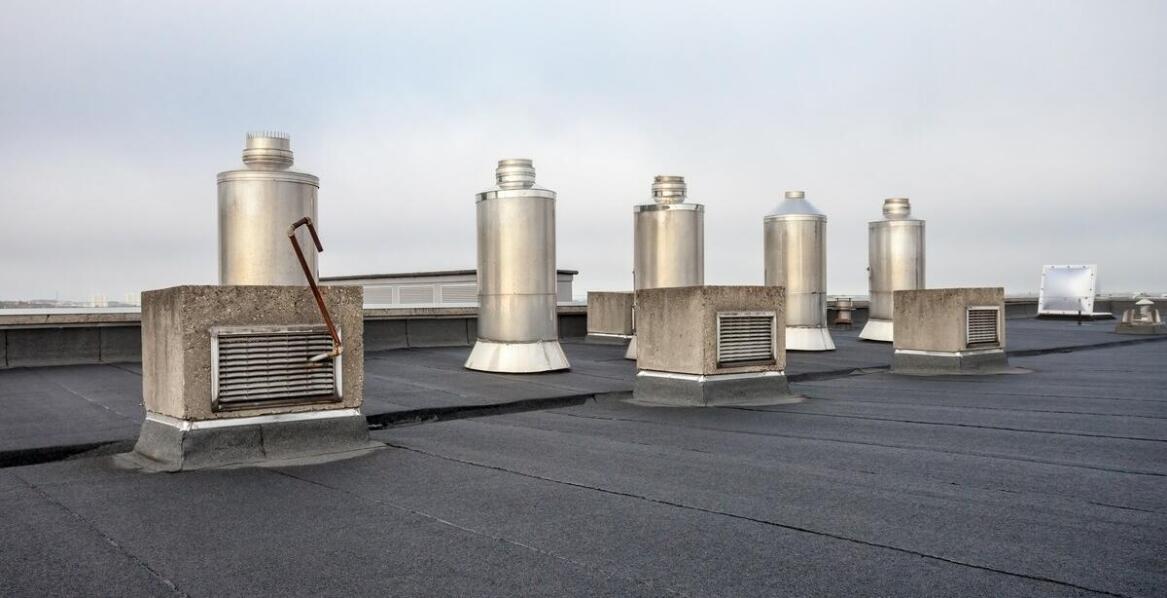 Wentylator oddymiający a jakość powietrza wewnętrznego