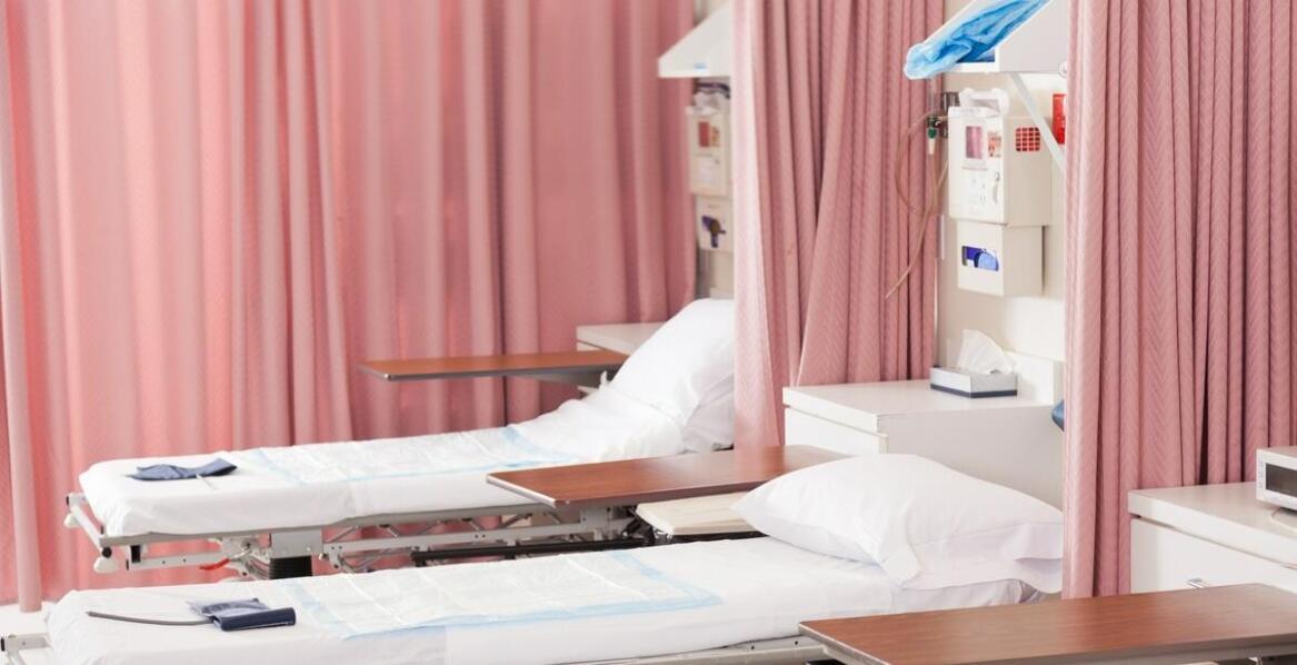 Łóżka do sanatorium a bezpieczeństwo pacjentów - co warto wiedzieć?