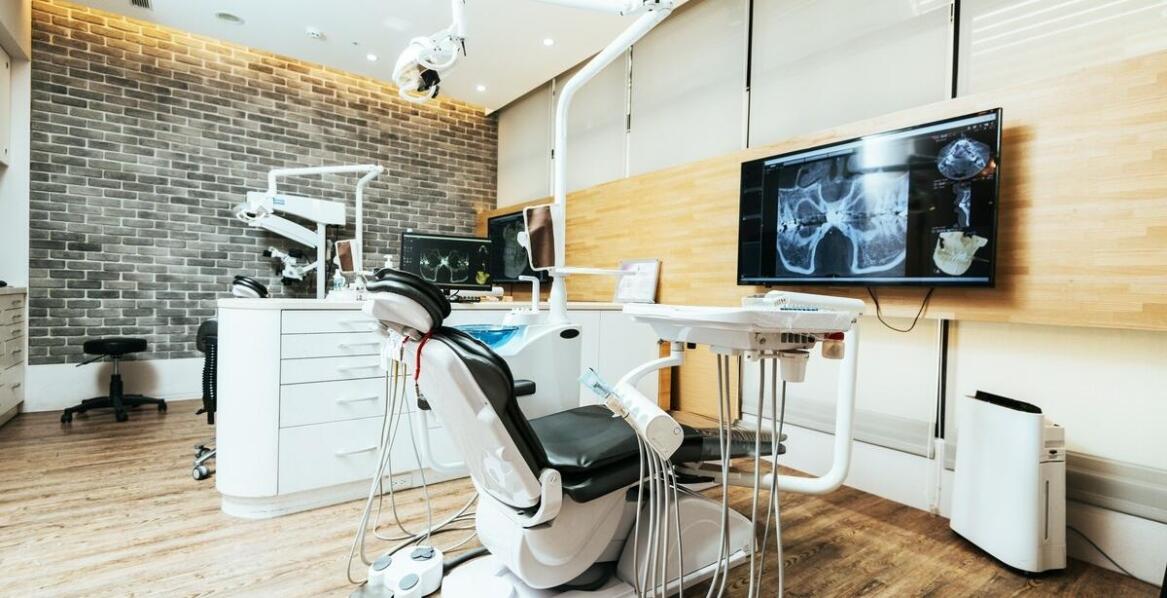 Dlaczego nowoczesne technologie są kluczowe w endodoncji? Perspektywa specjalistów