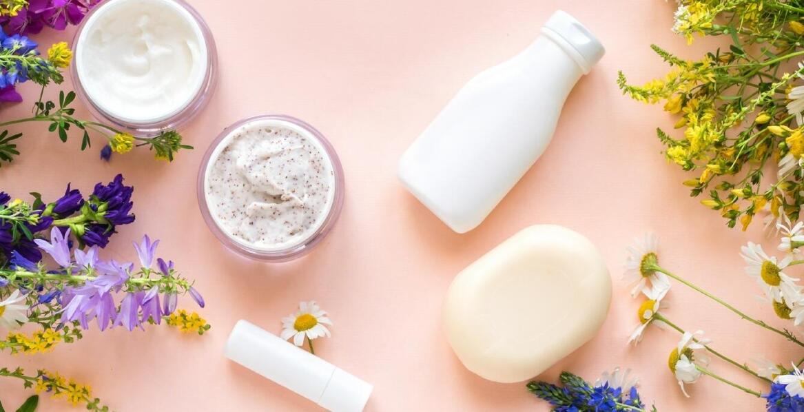 Zalety stosowania keratyny w profesjonalnych kosmetykach fryzjerskich do włosów