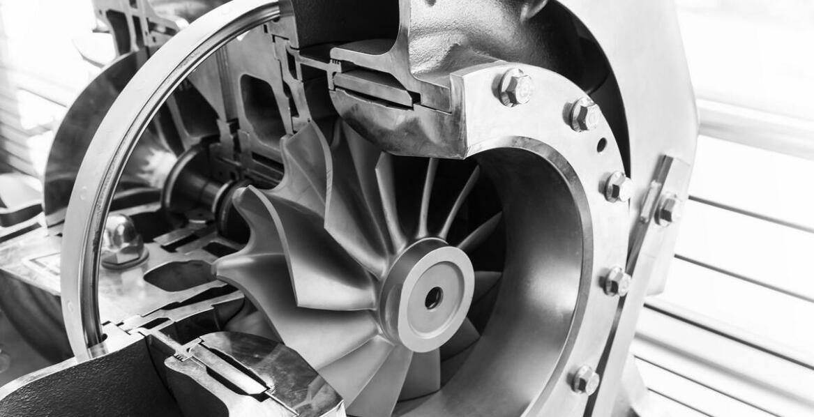 Jakie są zalety szerokiej oferty sprzedaży turbosprężarek dla różnych modeli aut?