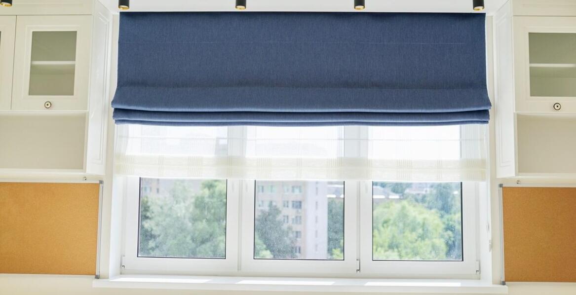 Zastosowanie automatyki w roletach wewnętrznych – korzyści i możliwości