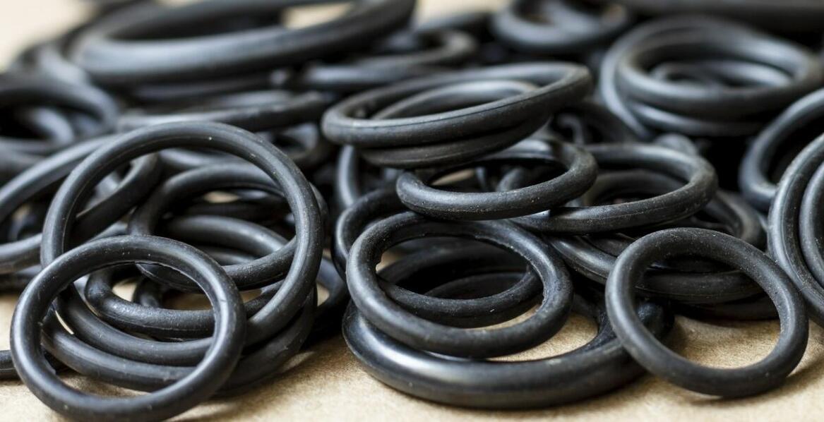 Znaczenie oringów gumowych w przemyśle farmaceutycznym – co musisz wiedzieć?