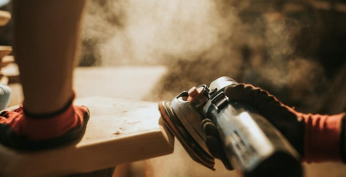 Zastosowanie drewna impregnowanego w projektach domów drewnianych