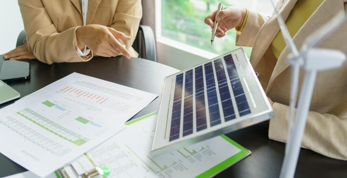 Certyfikat energetyczny budynku a oszczędności na rachunkach za energię