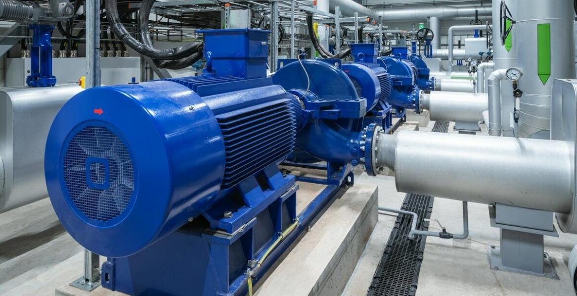 Efektywność energetyczna układów pompowych – jak zwiększyć wydajność?