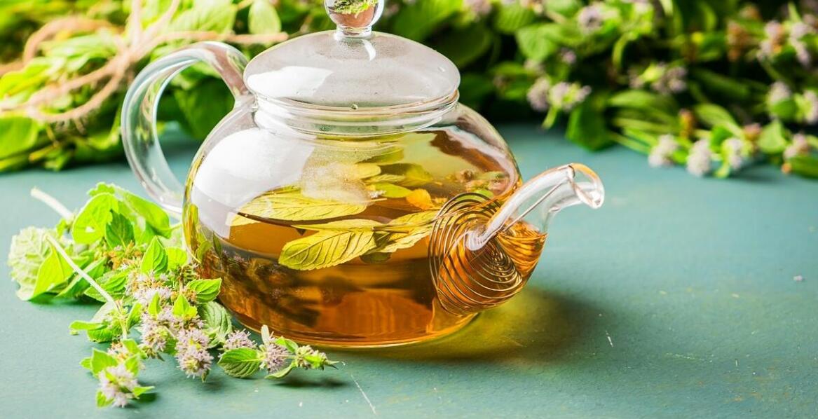 Jak zrobić napar z wrotyczu i jego zastosowanie w ogrodnictwie