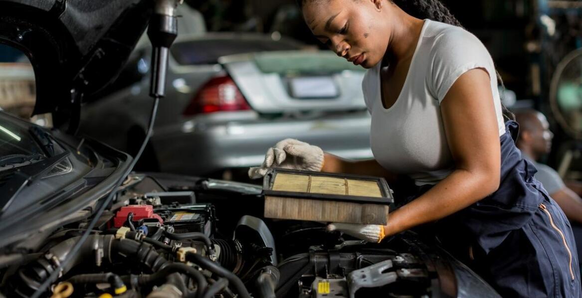 Poradnik: Jak skutecznie korzystać z urządzeń do czyszczenia DPF w serwisie samochodowym