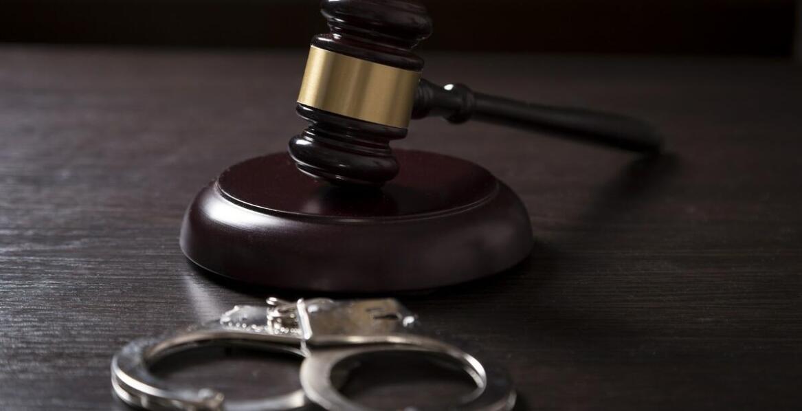 Dlaczego warto zainwestować w wysokiej jakości kajdanki policyjne?