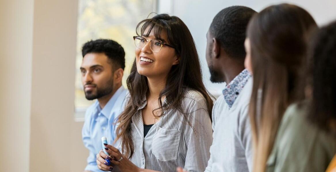 Jakie są opinie uczestników o kursach organizowanych przez centrum doskonalenia nauczycieli?