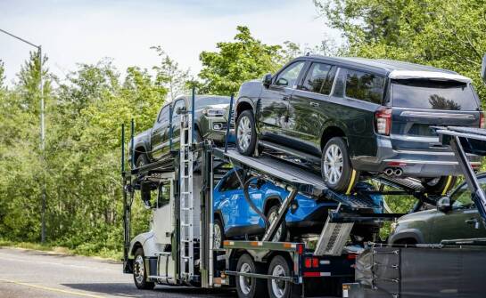 Koszty transportu a wybór modelu samochodu z Japonii