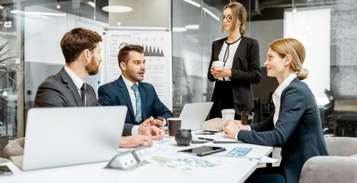 Jakie są najnowsze zmiany w przepisach podatkowych i jak wpływają na lokalne biura rachunkowe?