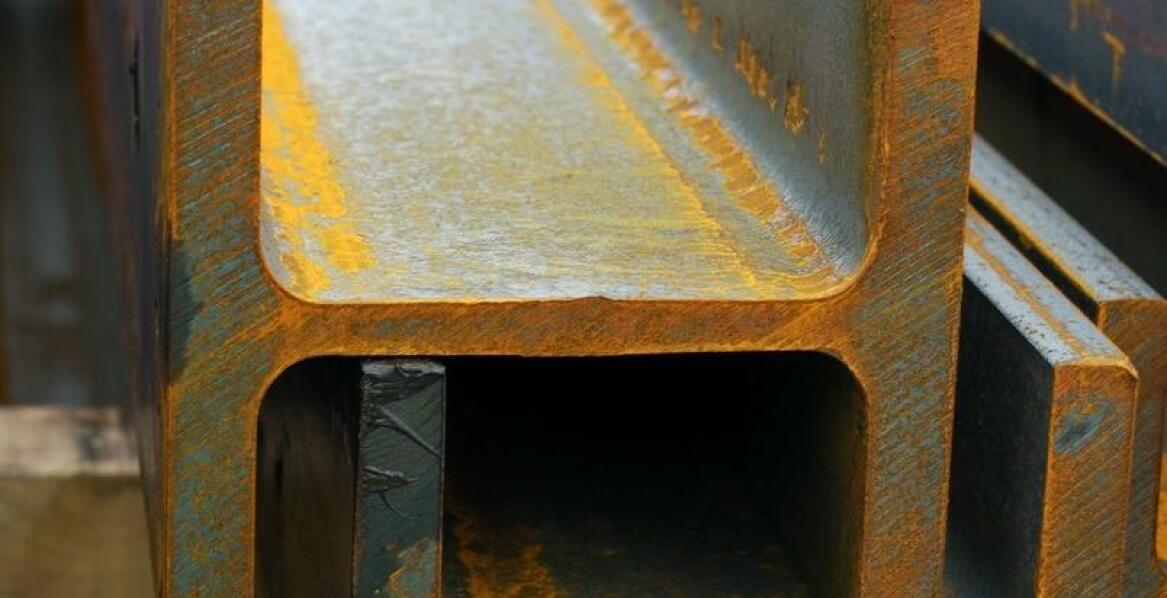 Wytrzymałość konstrukcji stalowych: kluczowe aspekty projektowania i produkcji