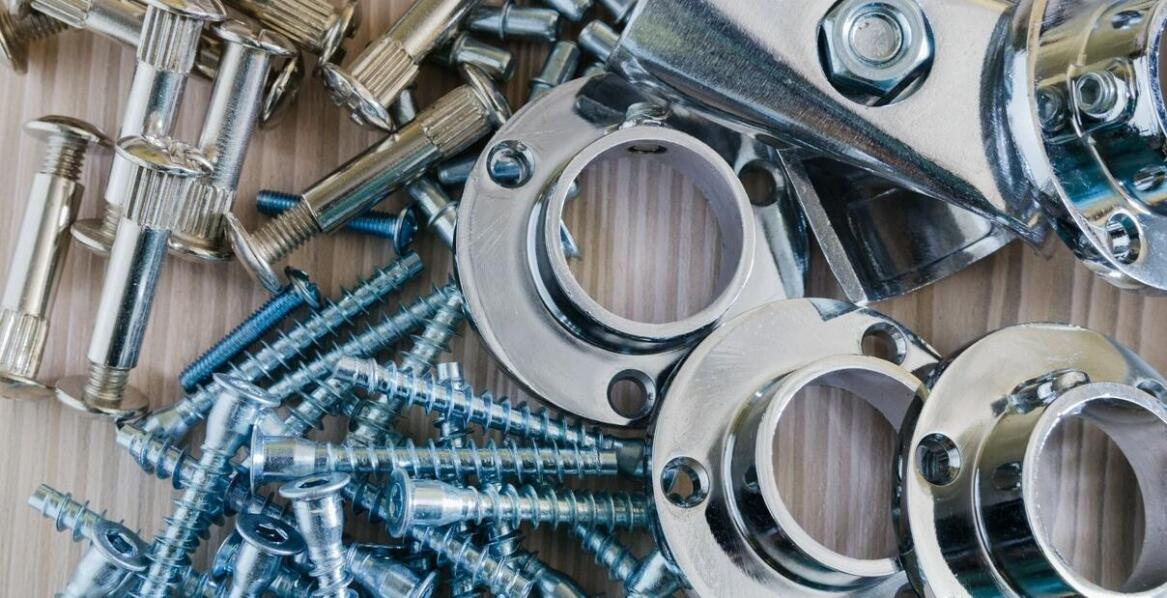 Kluczowe cechy uchwytów do poręczy obi – co wyróżnia naszą ofertę?