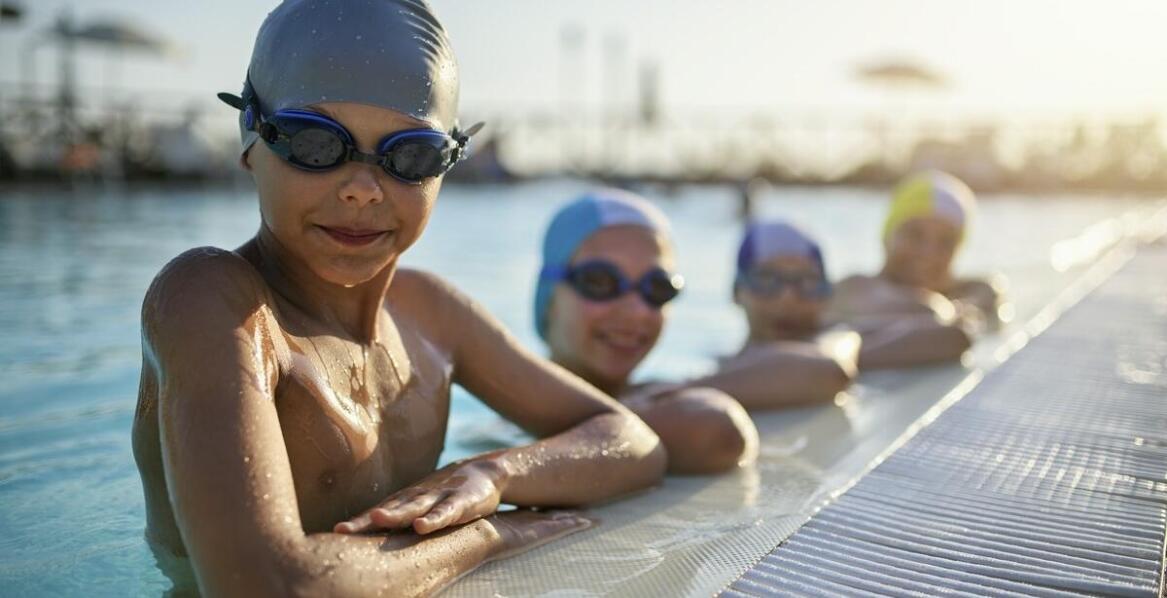 Jakie korzyści oferuje członkostwo w basenie na Grzybowskiej?