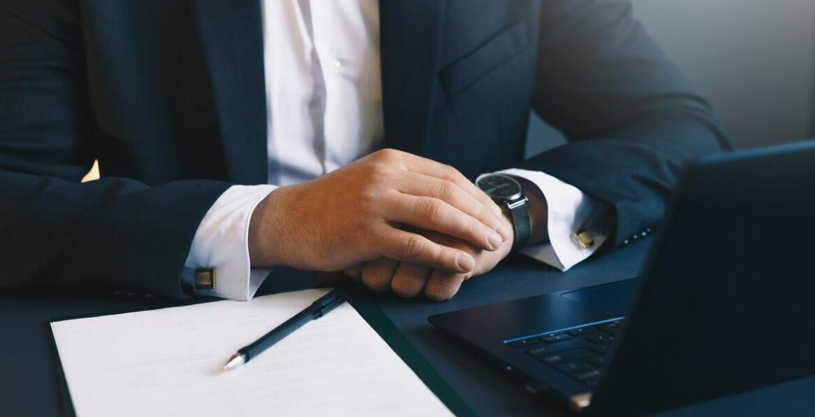 Jak zarządzać czasem na kursach e-learningowych?