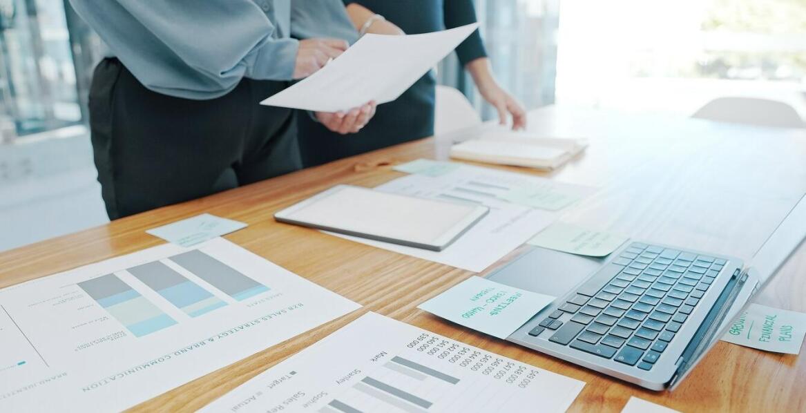 Analiza sytuacji finansowej klienta przed współpracą: dlaczego jest istotna?