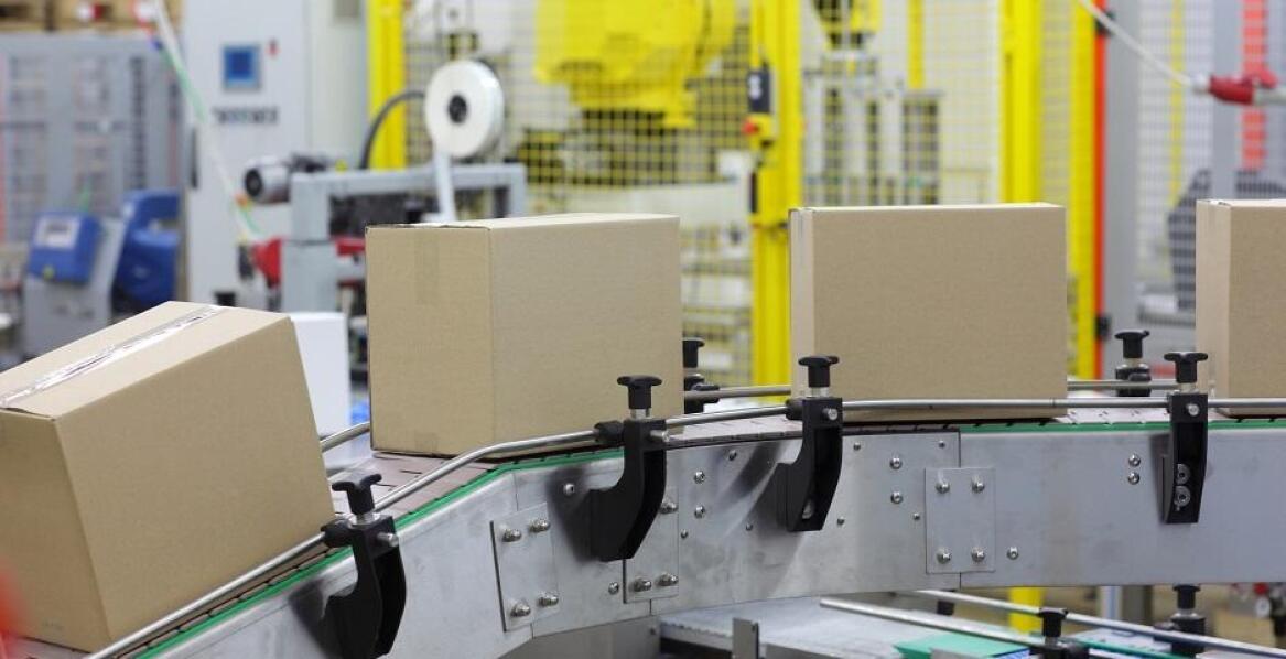 Sklejarki do kartonów – czy warto postawić na używane modele?