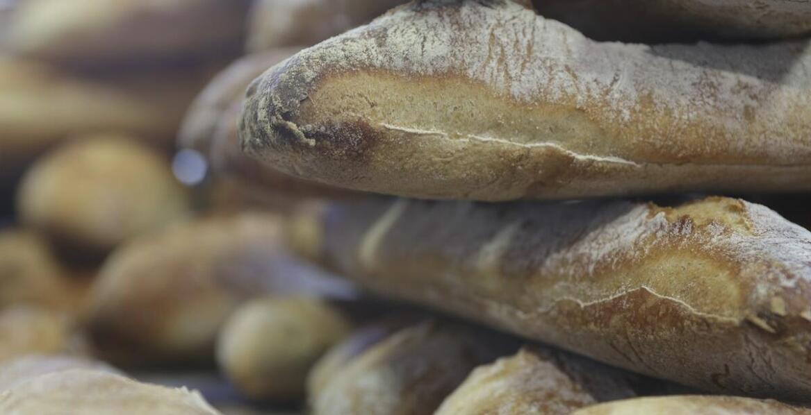 Jakie informacje powinny znaleźć się na etykiecie, aby zwiększyć przejrzystość dla konsumentów?