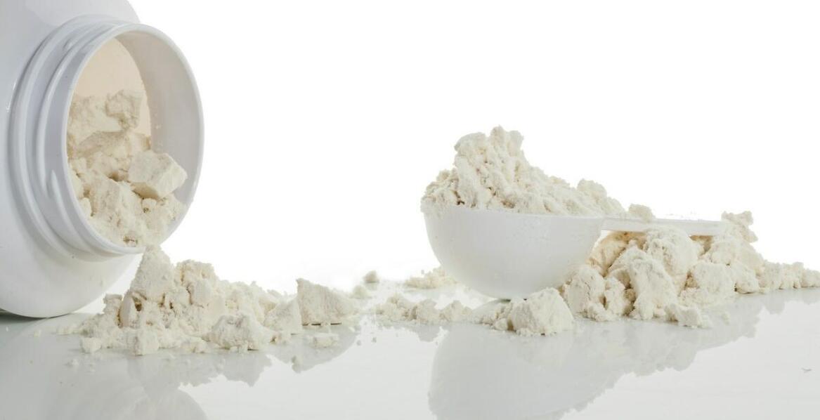 Kofeina bezwodna w diecie osób aktywnych fizycznie - jakie korzyści przynosi?