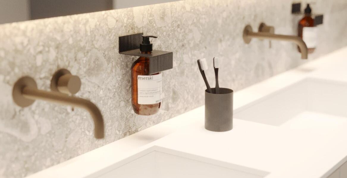 Kubek na szczoteczki do zębów jako niezbędnik w każdej łazience