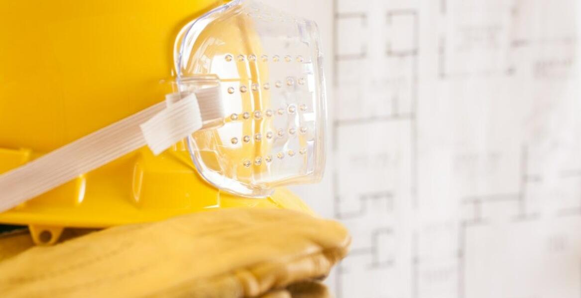 Jakie są obowiązki placówek medycznych w kontekście prawa pracy?