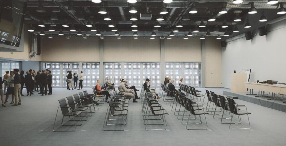 Dlaczego warto wybrać sale szkoleniowe w Zakopanem na swój event?