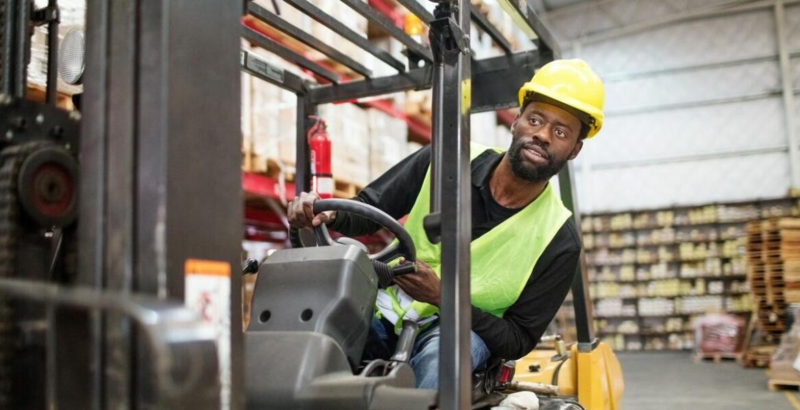 Co wyróżnia wózek widłowy Linde H16T 03 na tle konkurencji?