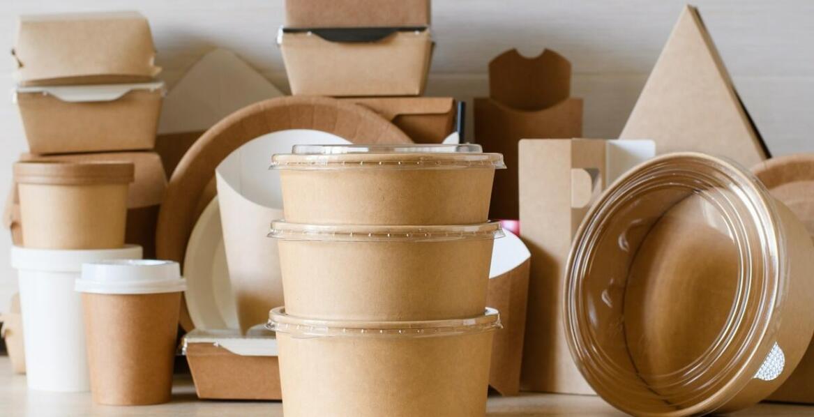 Jakie certyfikaty jakościowe muszą posiadać opakowania z tektury falistej?