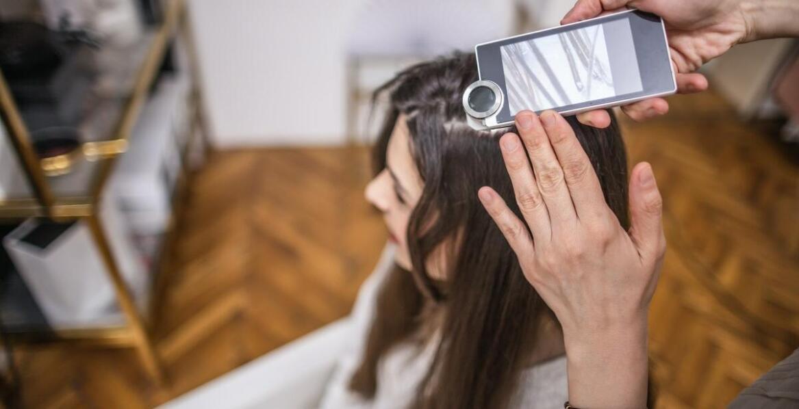 Przegląd najnowszych metod diagnostycznych stosowanych przez trychologów w Słupsku