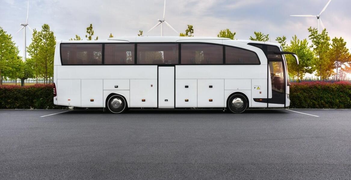 Jak bezpłatny transport wpływa na oszczędność czasu podczas podróży?