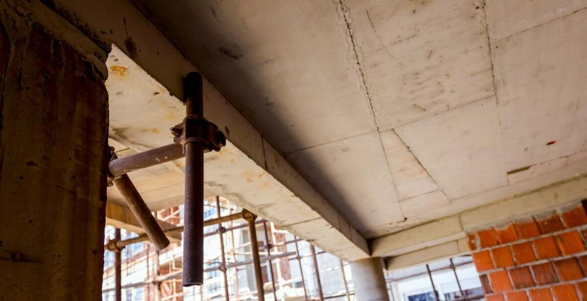 Jak agregaty tynkarskie rewolucjonizują prace budowlane?