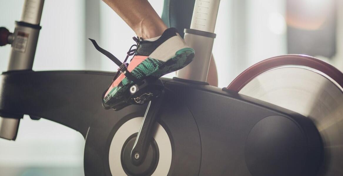 Jak najlepiej wykorzystać tryby sportowe w Garmin Fenix X6 Sapphire do poprawy wyników?