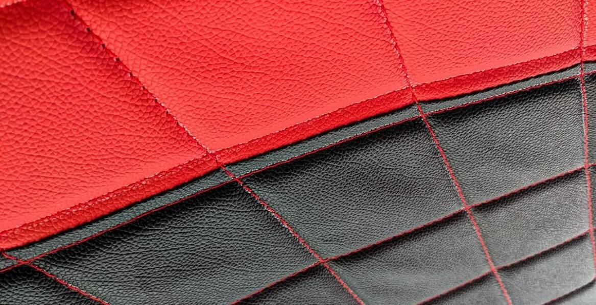 Dlaczego Jeep Wrangler w kolorze białym to idealny prezent dla małego kierowcy?