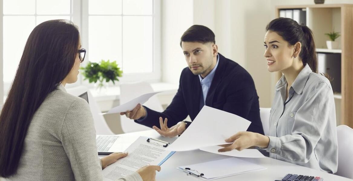 Obsługa prawna podmiotów gospodarczych: jak kancelaria wspiera w rozwiązywaniu konfliktów handlowych?