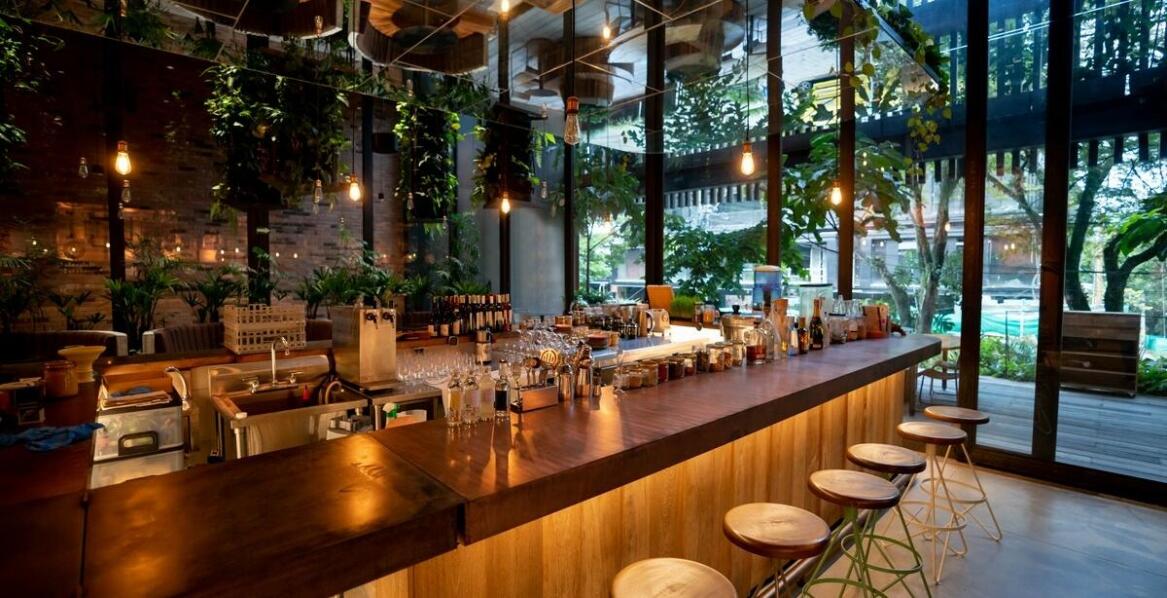 Optymalizacja przestrzeni dzięki nowoczesnej zabudowie barowej