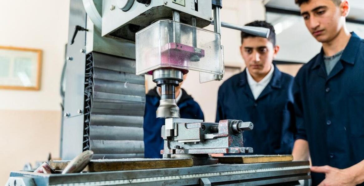 Kluczowe zalety obróbki skrawaniem w technologii CNC