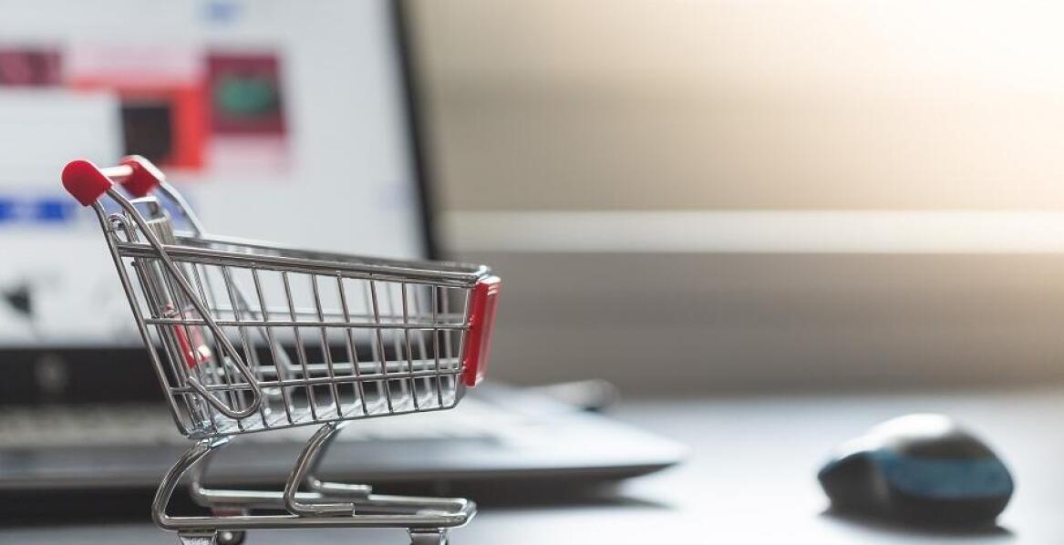 Jakie korzyści przynosi zakup artykułów spożywczych w sklepach online?