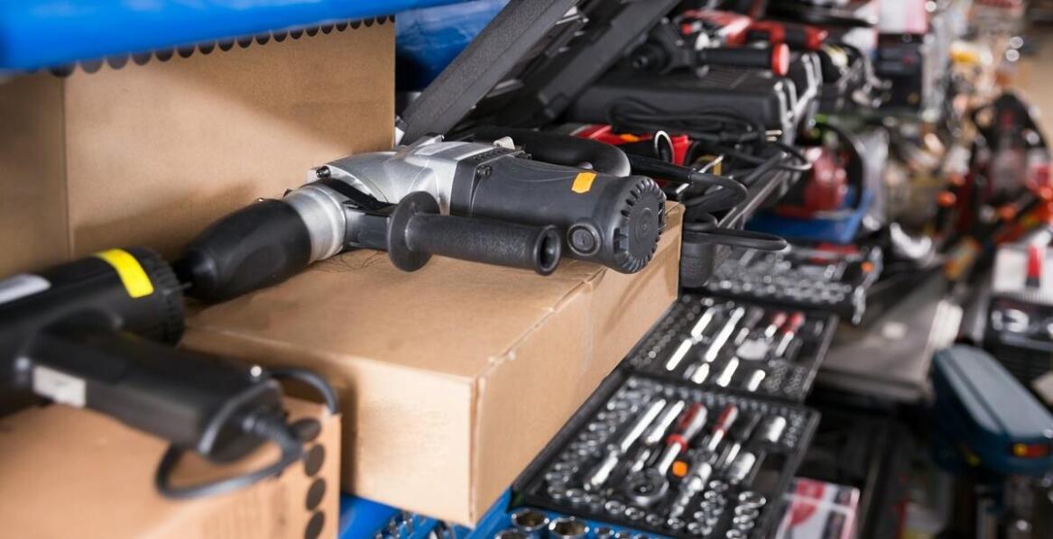 Porównanie kontenerów narzędziowych z tradycyjnymi metodami przechowywania