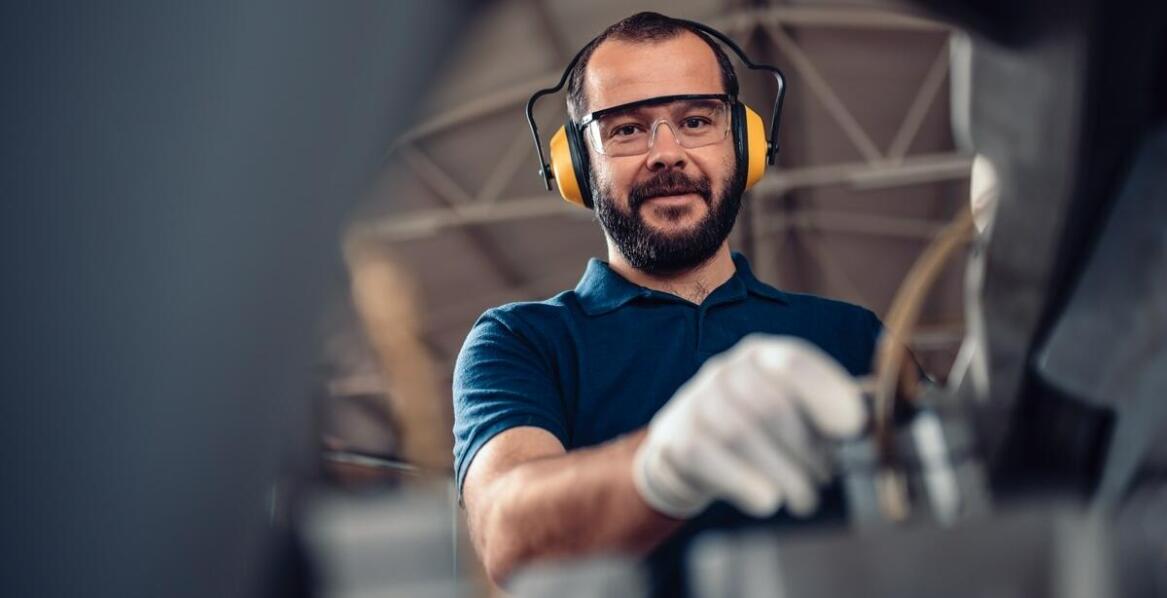 Znaczenie ergonomii w projektowaniu odzieży BHP