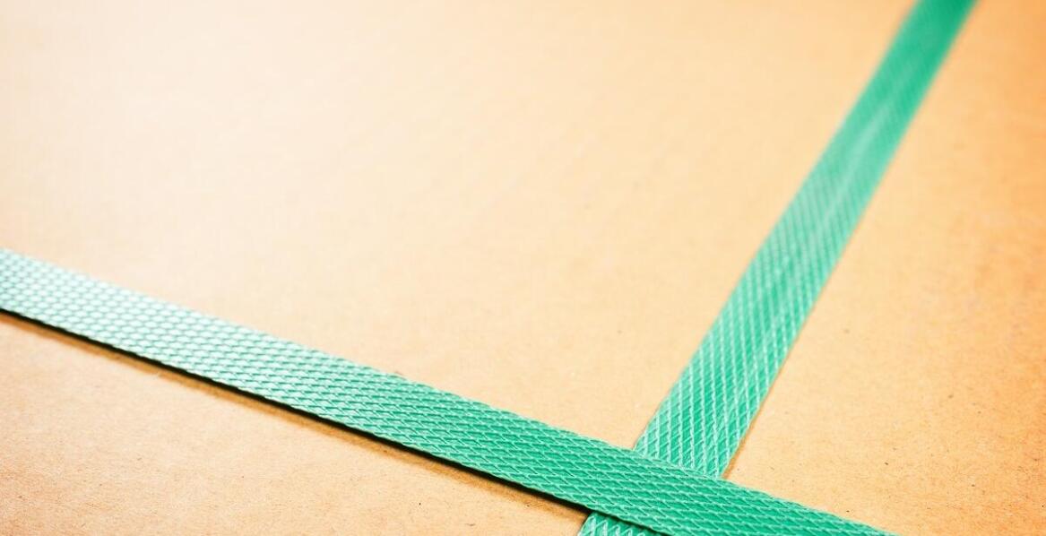 Paczki wielkogabarytowe – jakie usługi dodatkowe są dostępne?