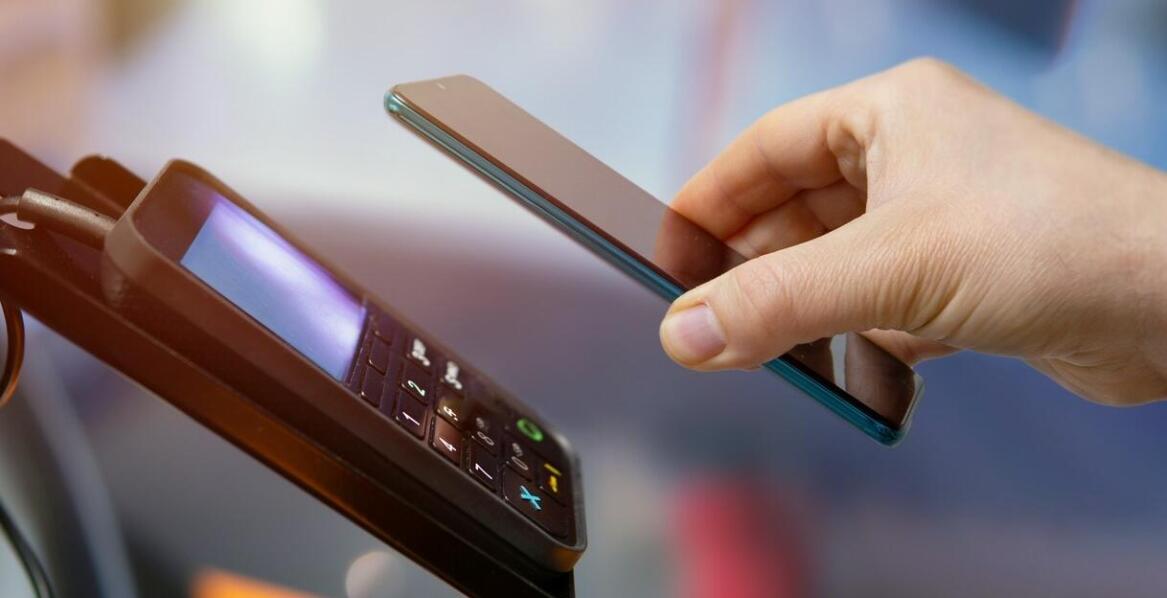 Jak powiadomienia z aplikacji wpływają na planowanie podróży?