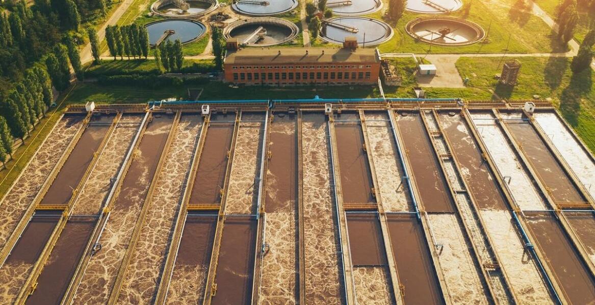 Wpływ technologii oczyszczania ścieków na ekologiczne funkcjonowanie hoteli