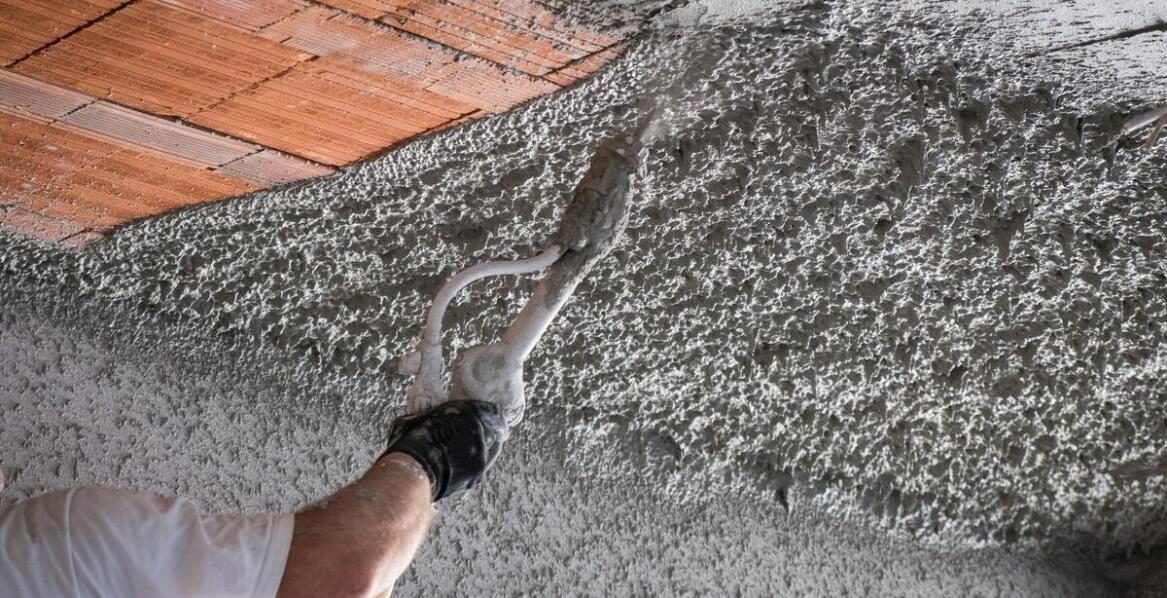 Rola tynków maszynowych w uzyskiwaniu idealnej estetyki wnętrz