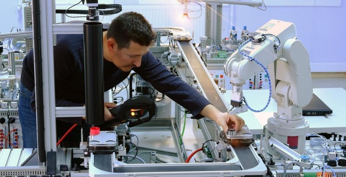 Kontrola jakości w procesie montażu SMT – kluczowe aspekty